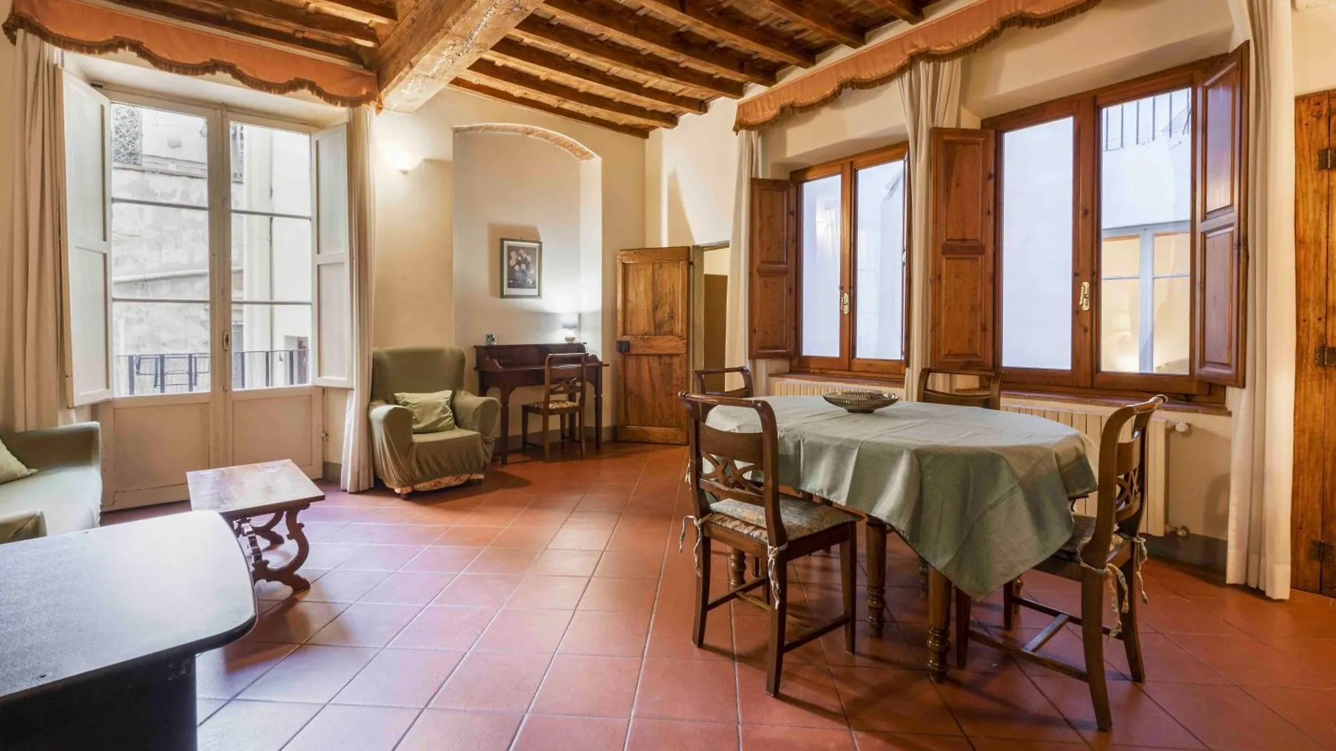 Borgo Allegri Palace By Mmega Florence Italy